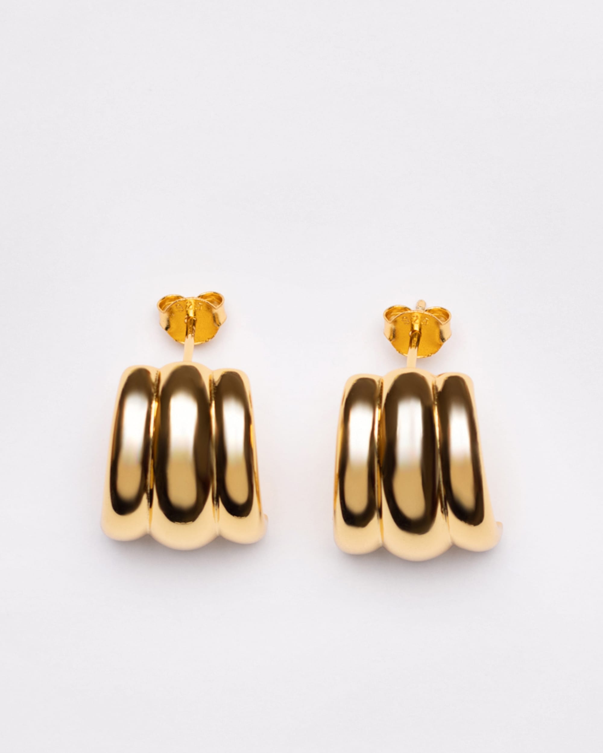 Contour Ribbed Hoops