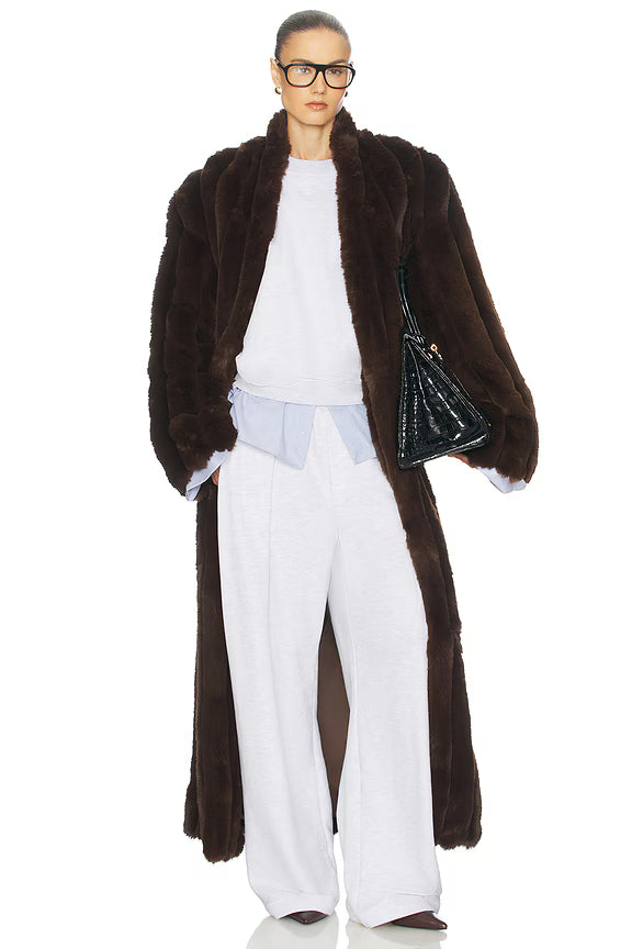 ABRIGO SUBSTANTIALLY OVERSIZED COAT