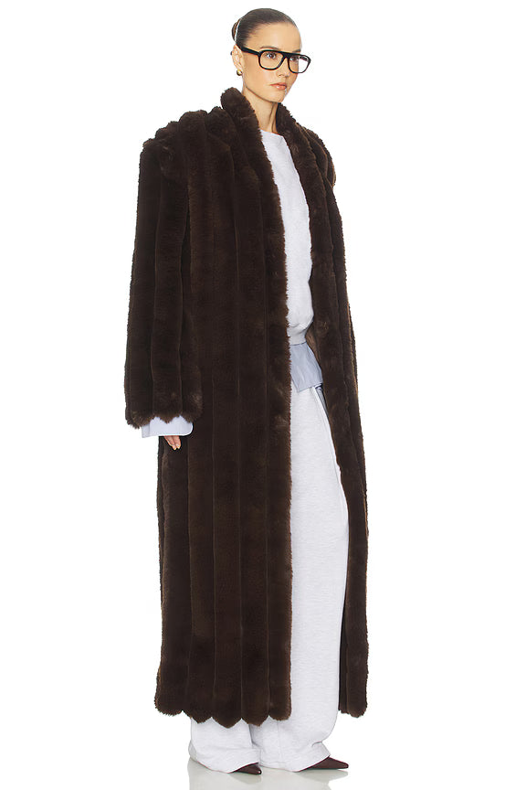 ABRIGO SUBSTANTIALLY OVERSIZED COAT