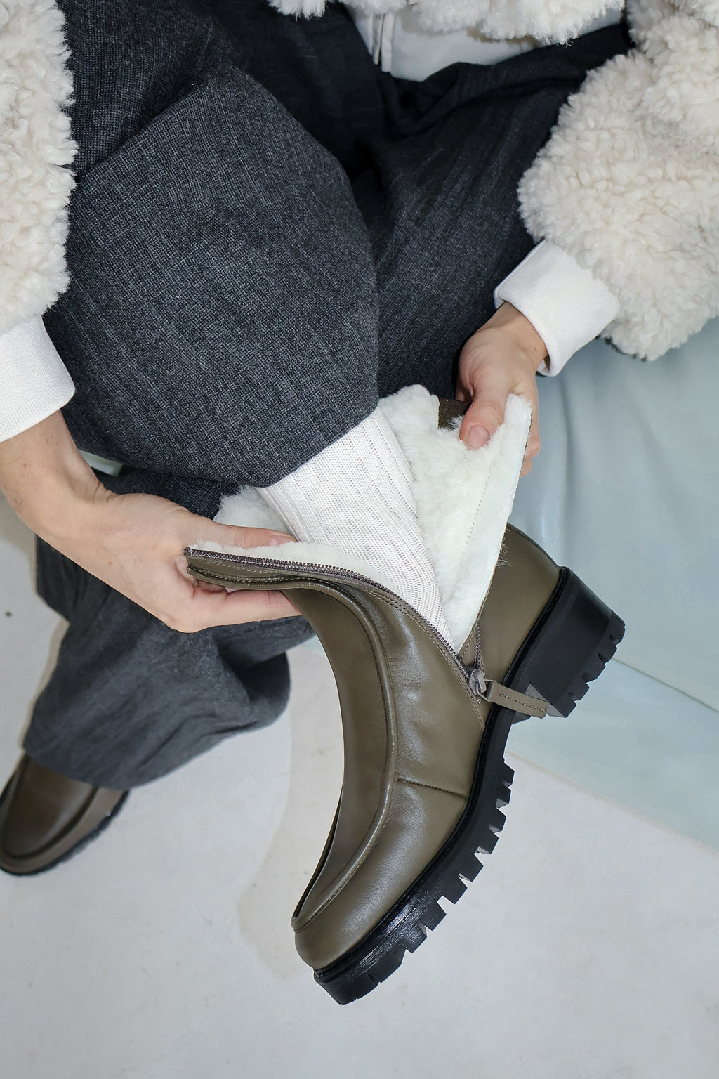 Vigo Olive Lined Boot