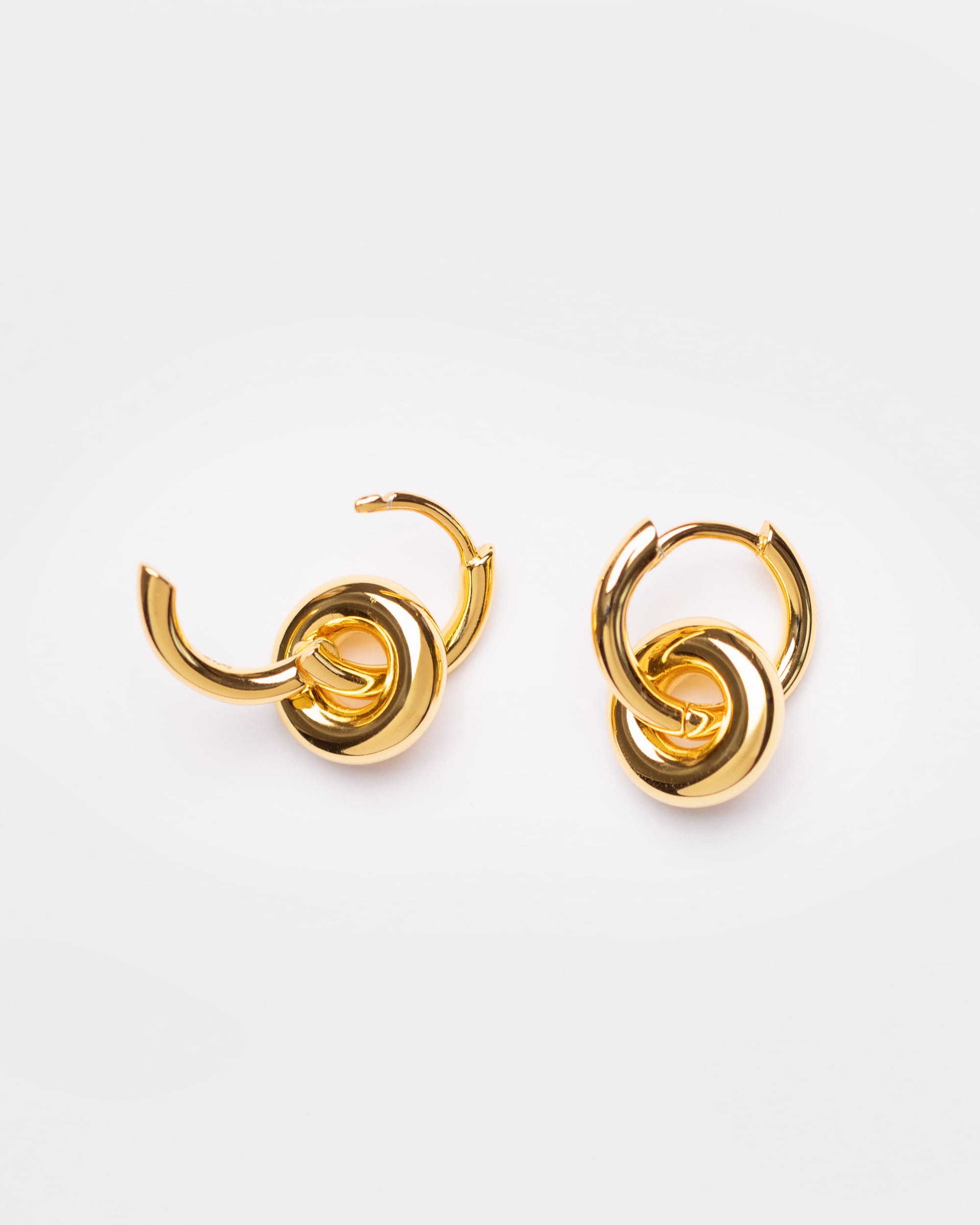 The Interlink Love Hoops