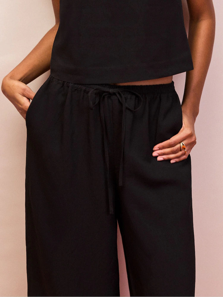 Ro&Zo Black Petite Drawstring Trousers With Linen