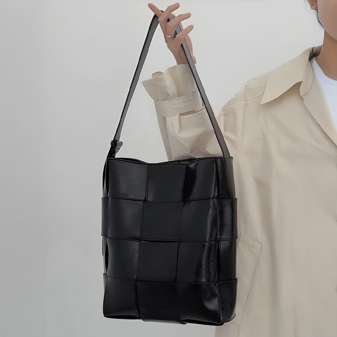 Luna Shoulder Bag